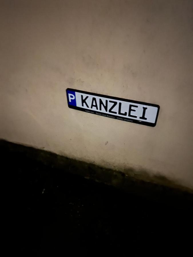 Wohnung Im Universitaetsring Halle  Buitenkant foto